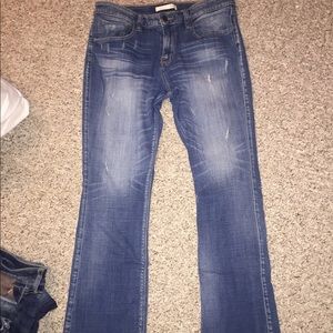 Buckle (day trip) jeans